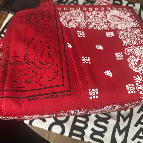 Bag - Picture 2 of 3